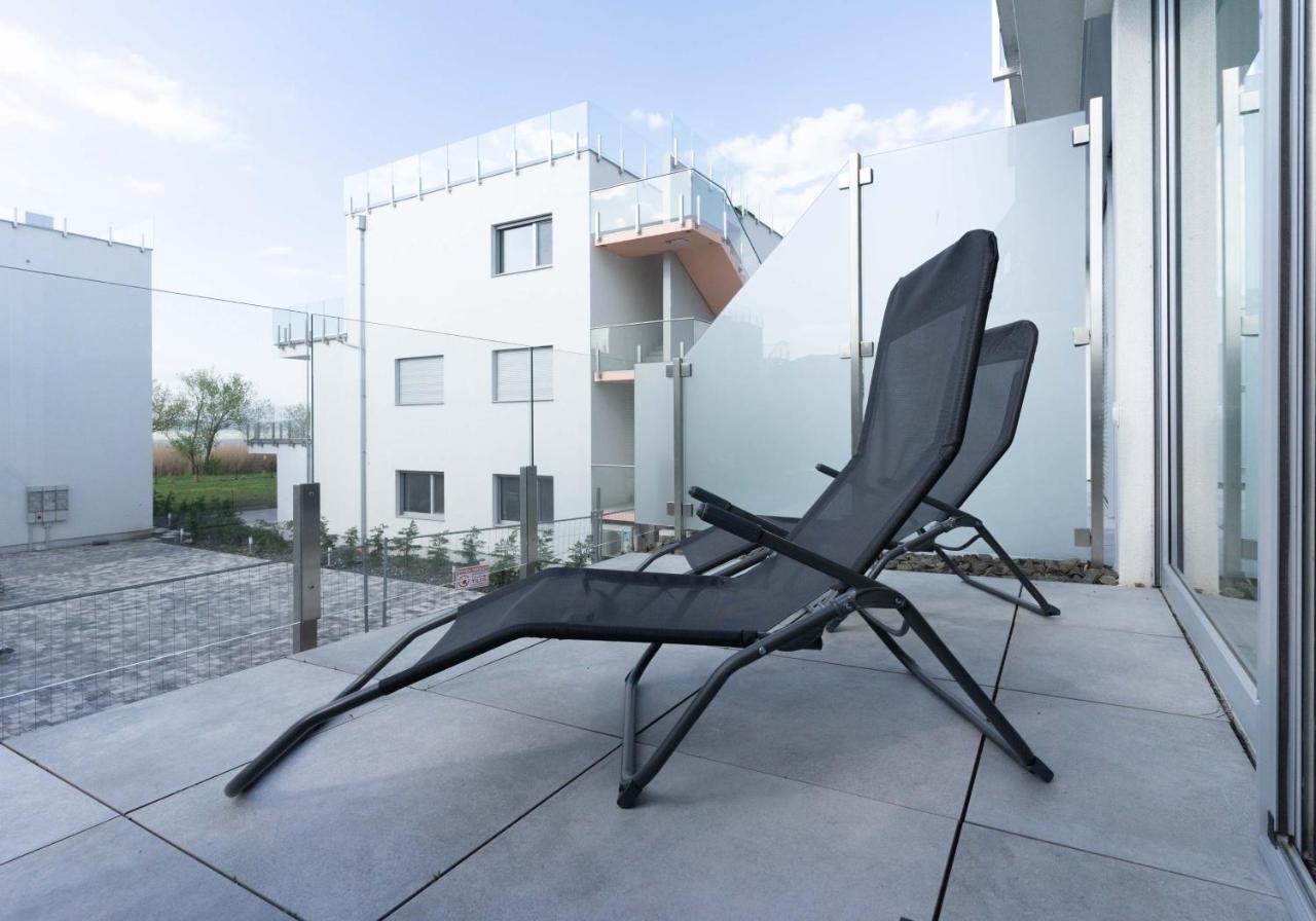 Relax Beach Apartman Fonyód Exterior foto